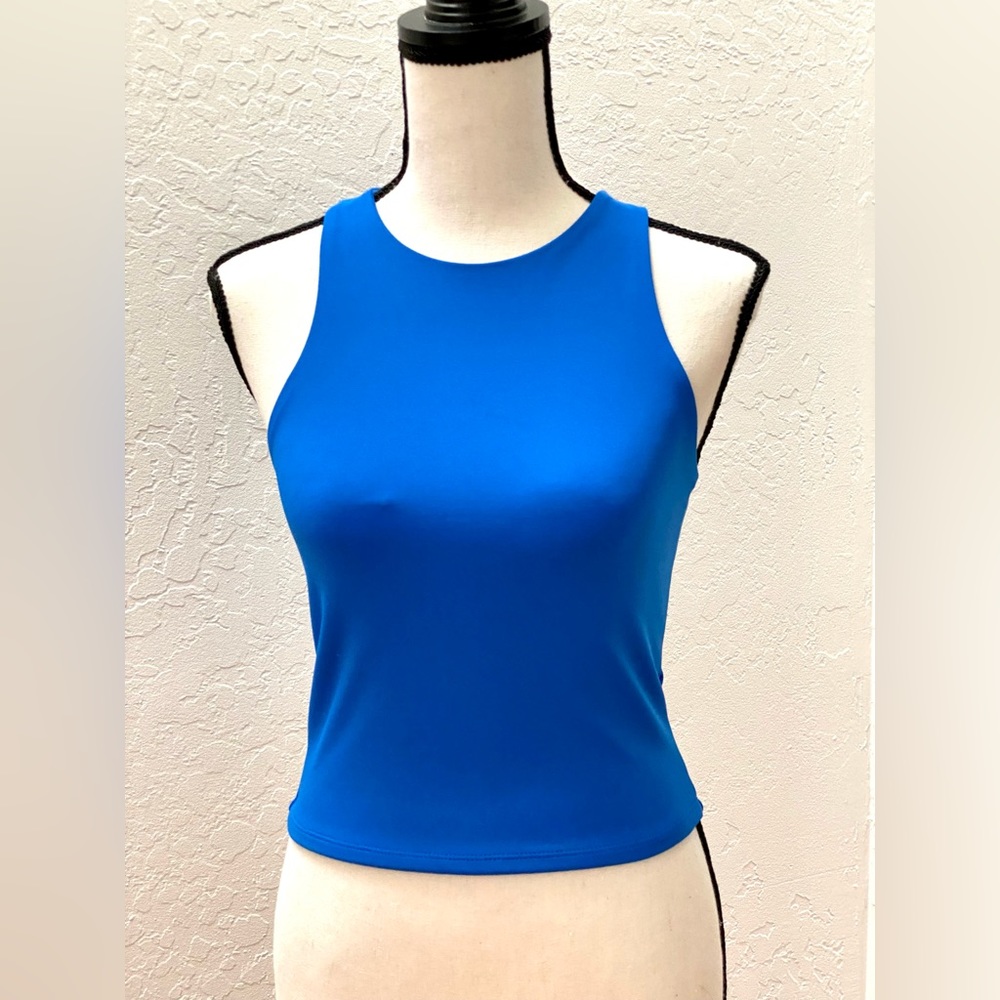 Express - body contour tank - size small - electric blue